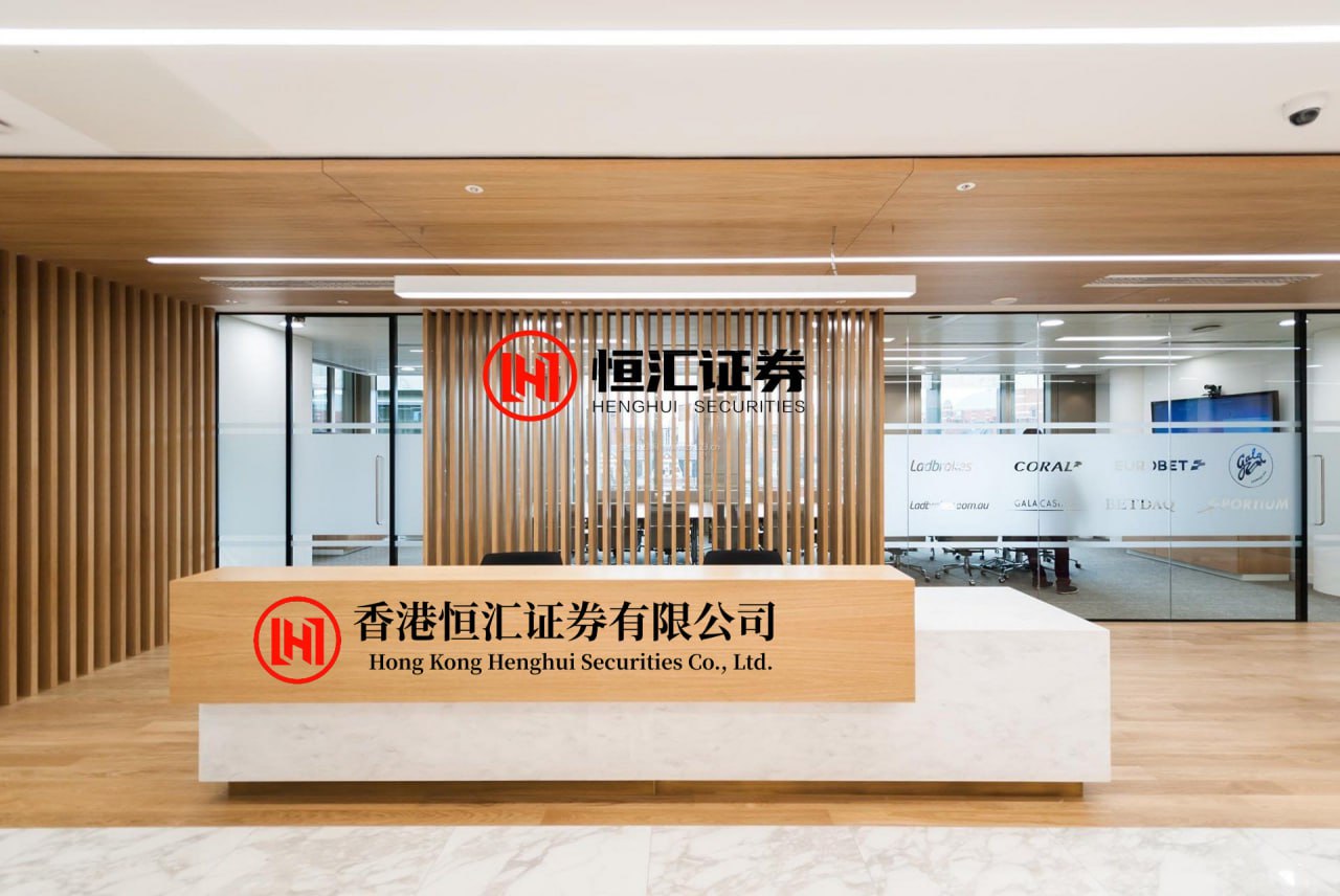 世牛配资 “全是人，都躺在地上”，租约快到期，房东上门验房吓到报警：89平的房子里住了20多人......